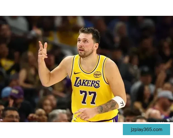 杰弗森回应东契奇批评称巨星初期投篮为热身 老詹离队后湖人面临夺冠断层